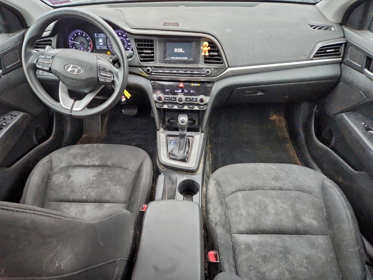 2020 HYUNDAI ELANTRA SE photo 8
