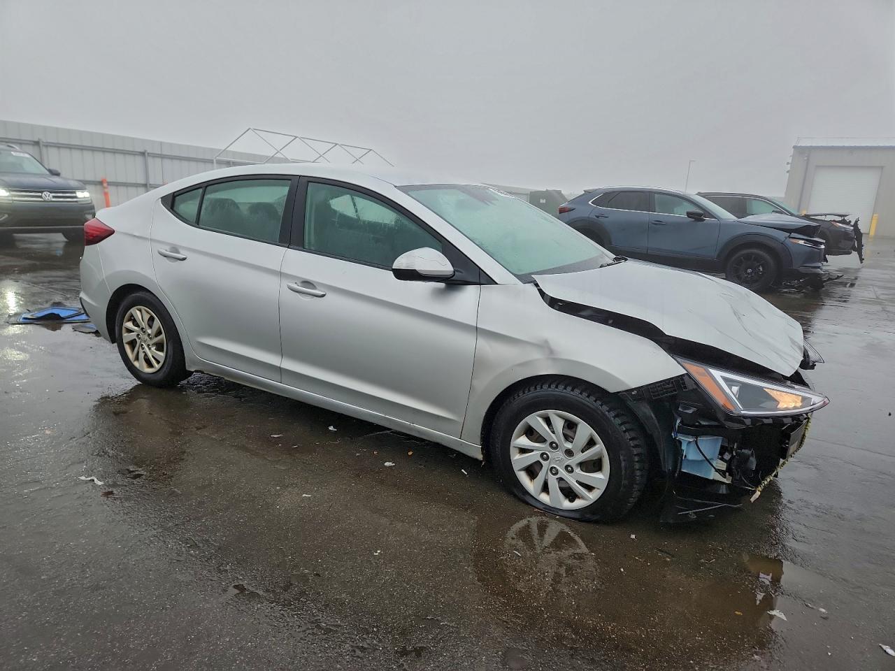 2020 HYUNDAI ELANTRA SE photo 4