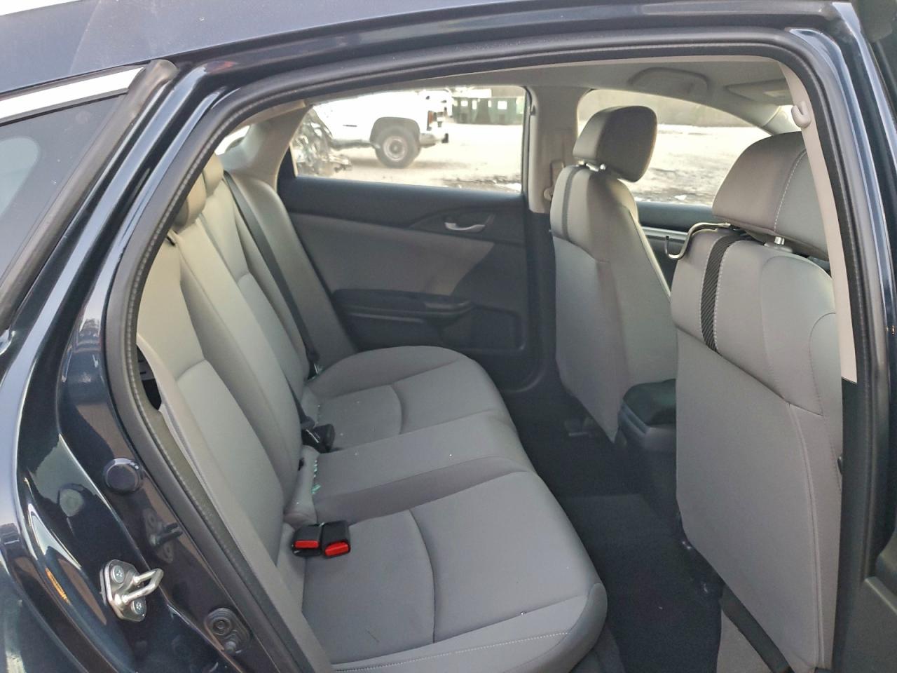 2017 HONDA CIVIC LX photo 28