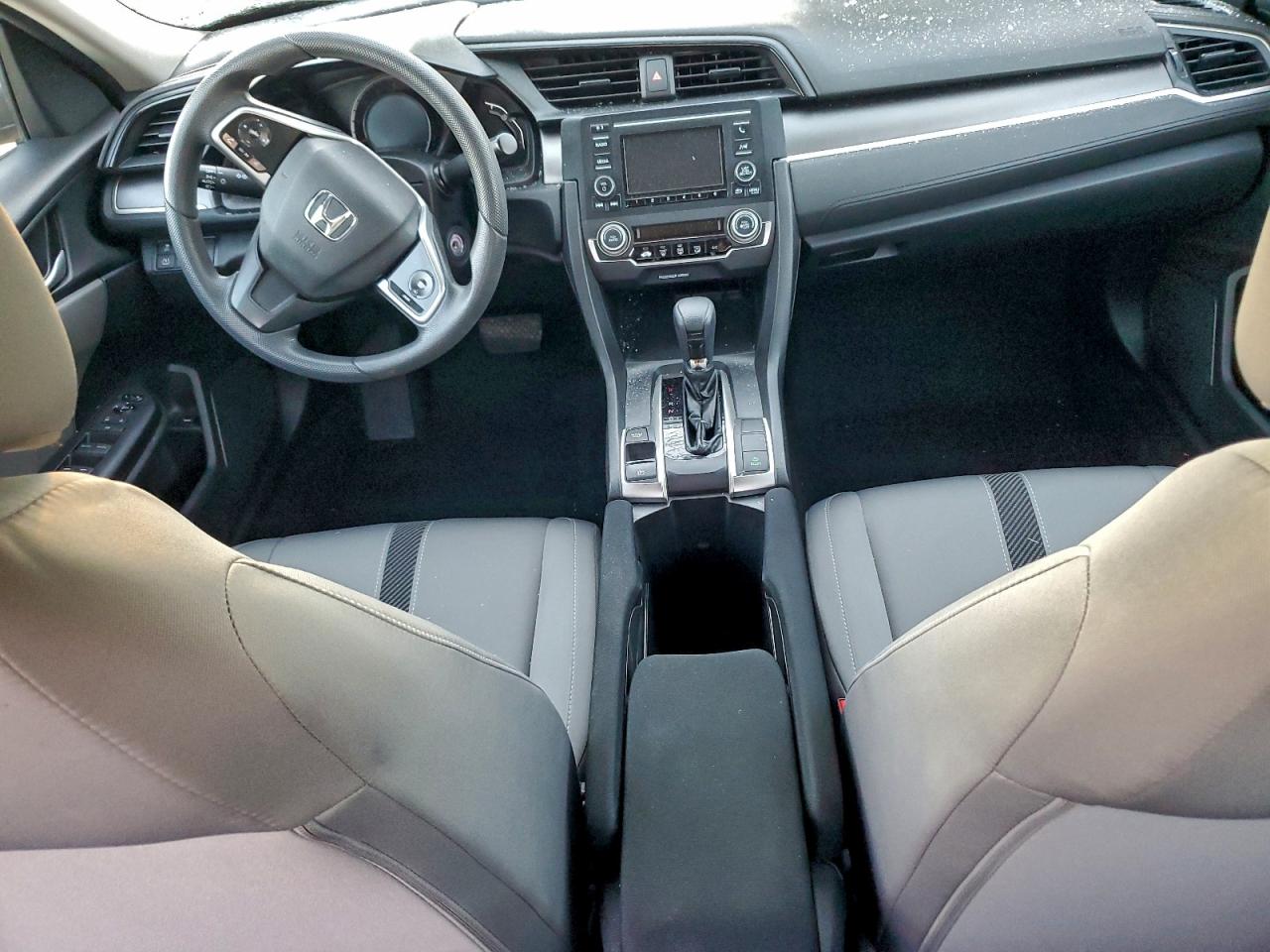 2017 HONDA CIVIC LX photo 22