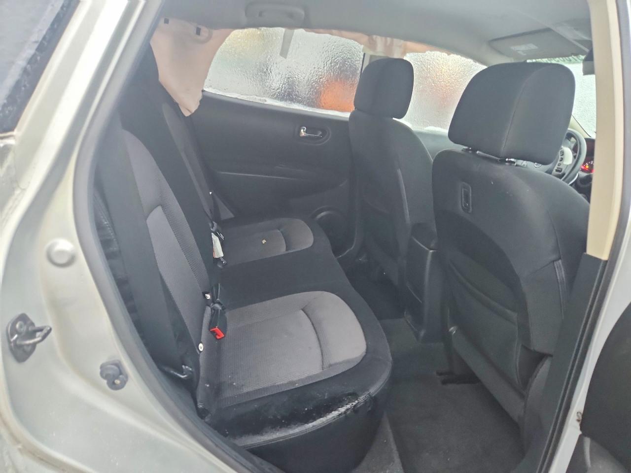 2011 NISSAN ROGUE S photo 10