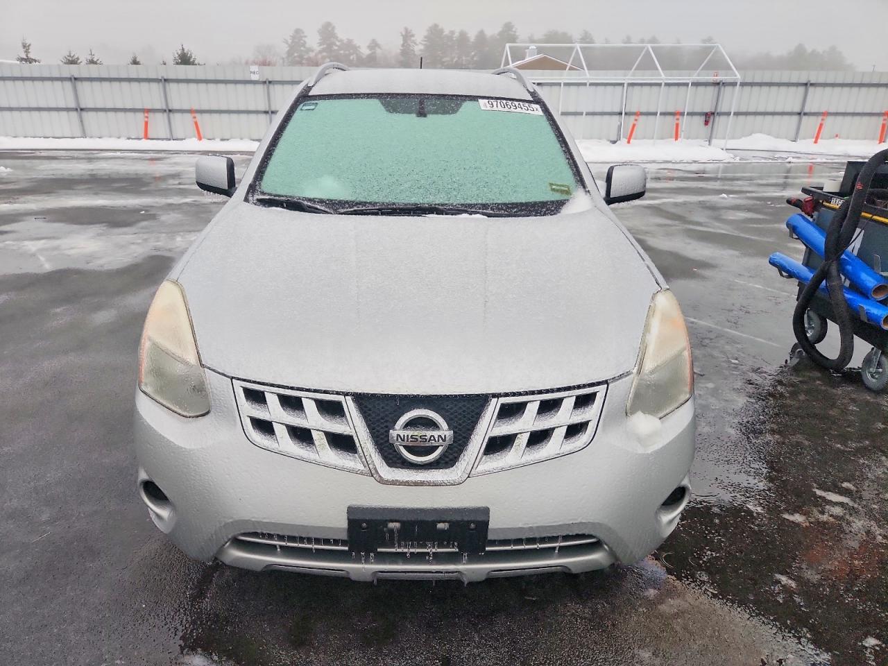 2011 NISSAN ROGUE S photo 5