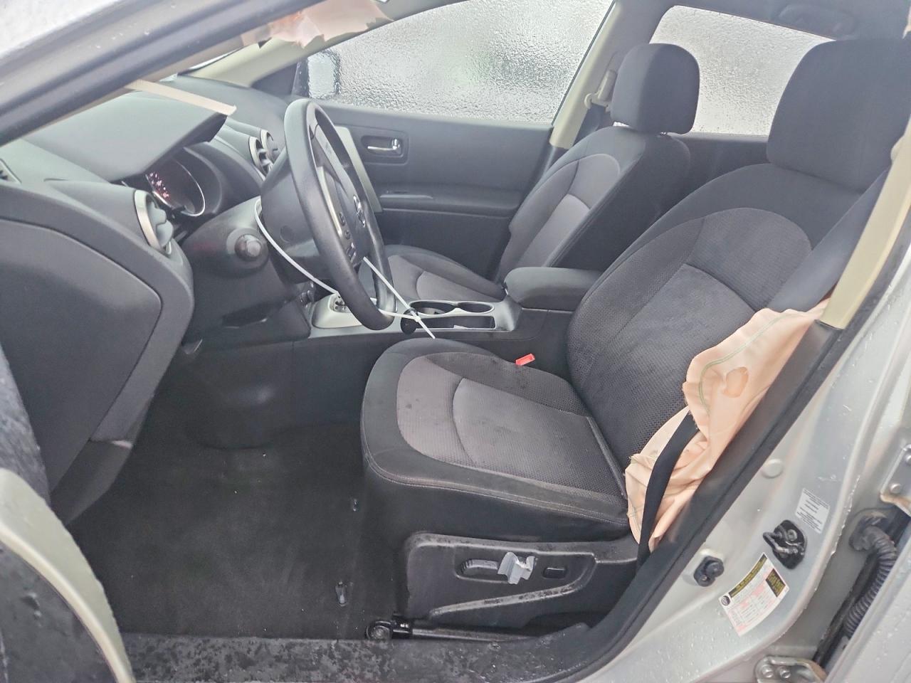 2011 NISSAN ROGUE S photo 7