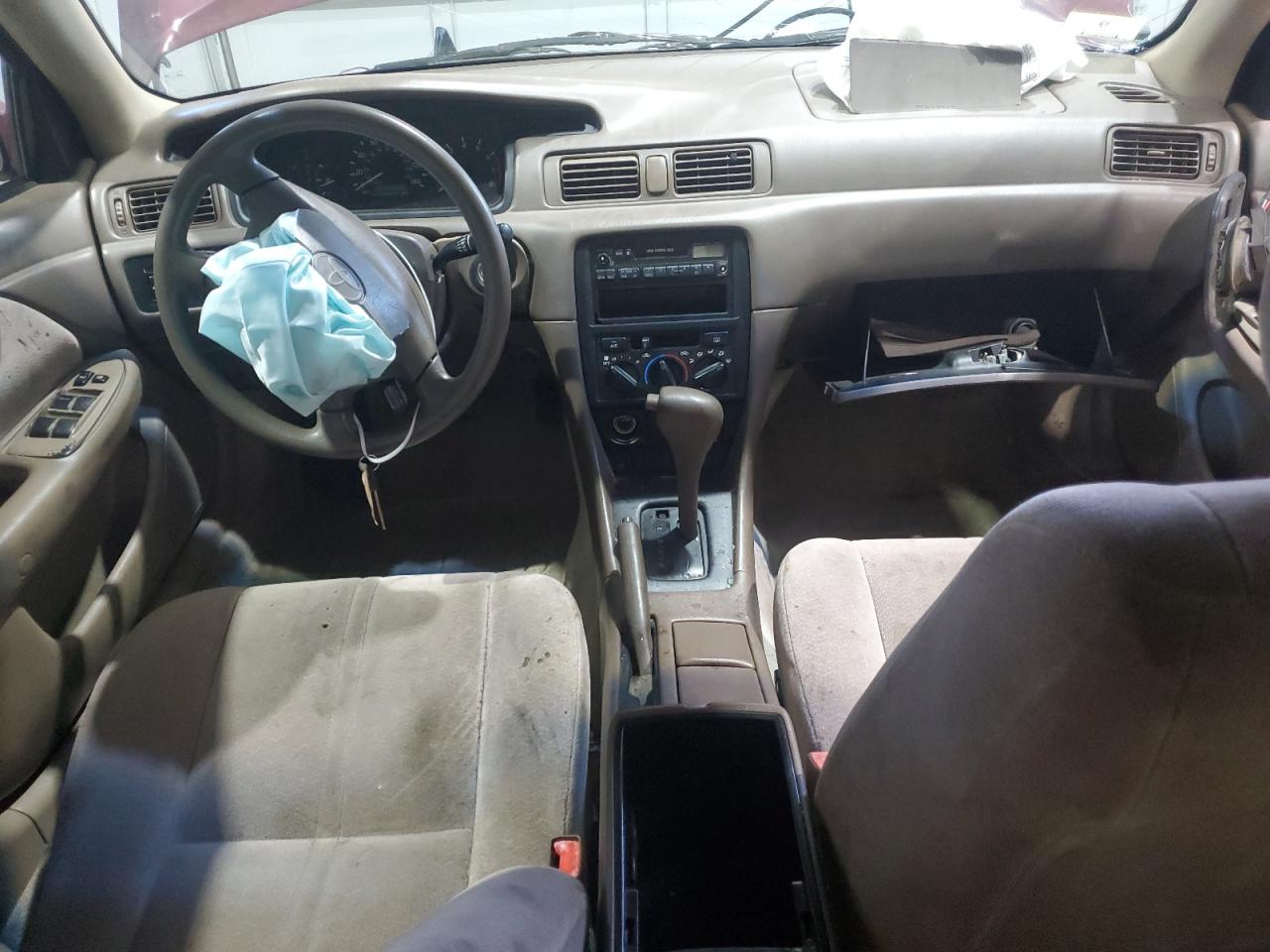1997 TOYOTA CAMRY CE photo 15
