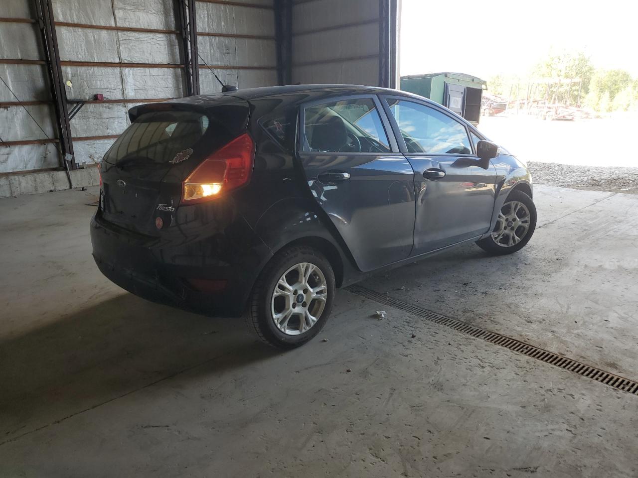 2015 FORD FIESTA SE photo 7