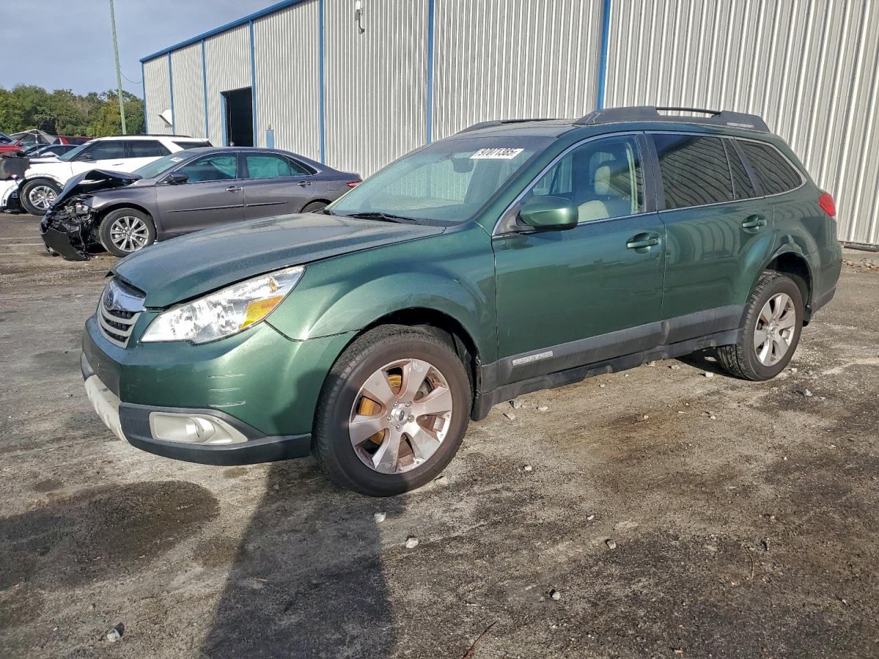 2012 SUBARU OUTBACK