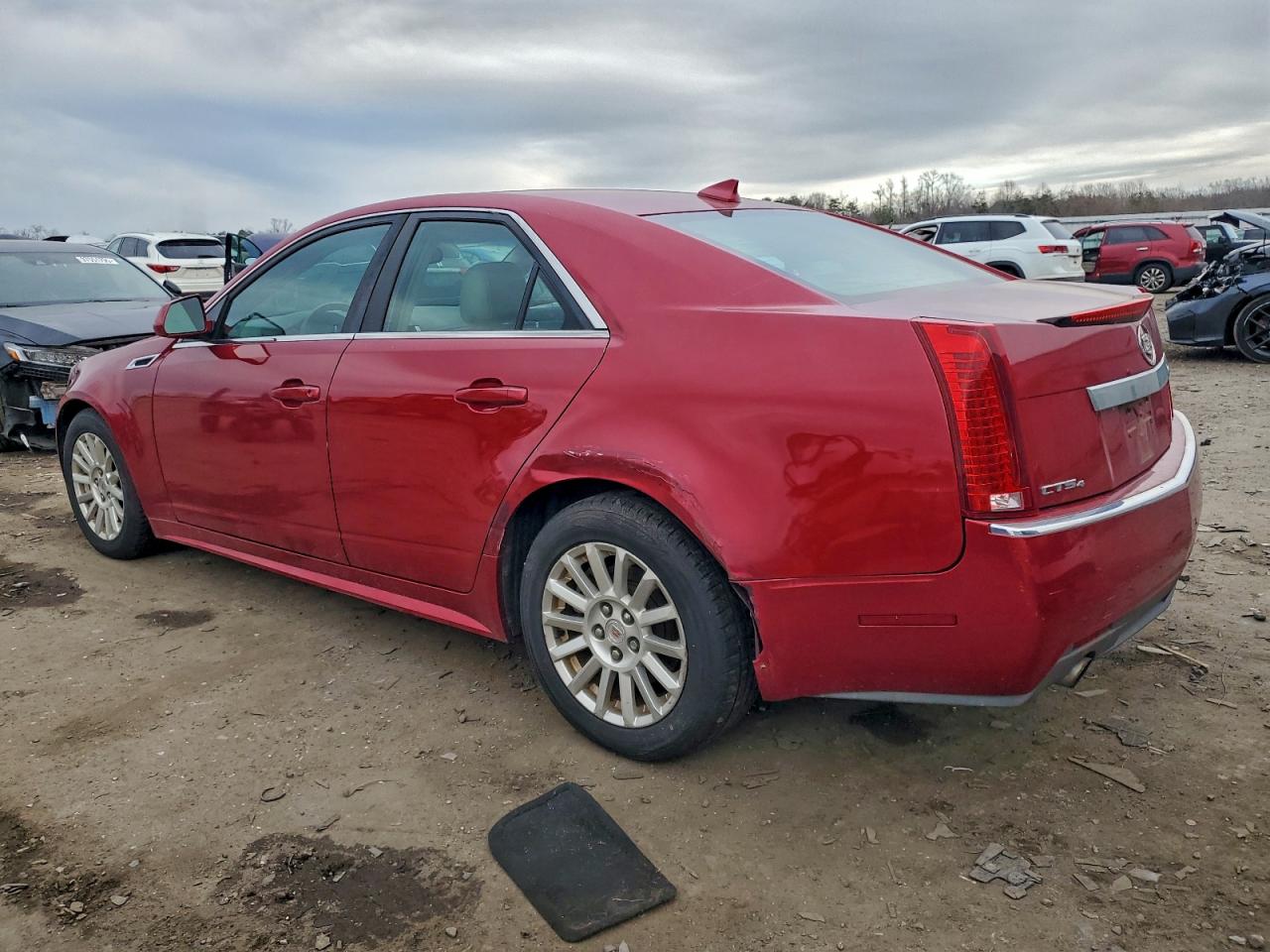 2011 CADILLAC CTS photo 2