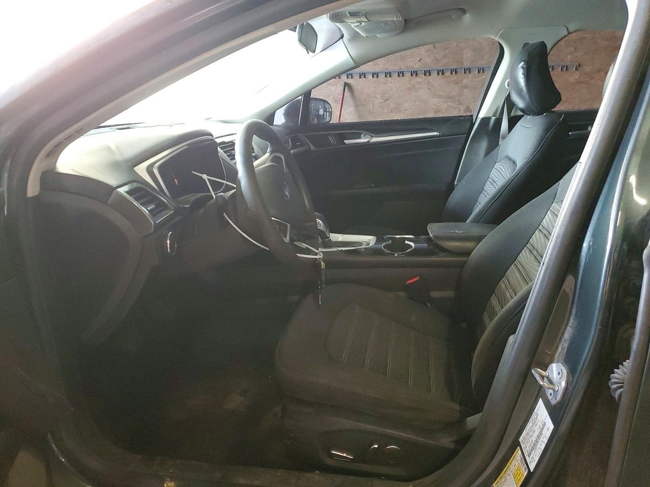 2016 FORD FUSION SE photo 7