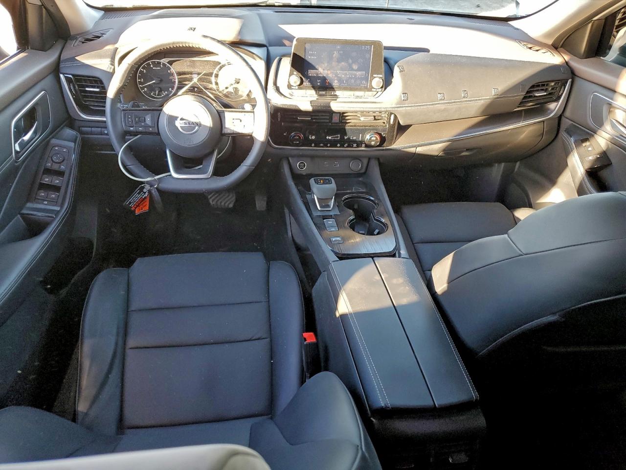 2021 NISSAN ROGUE SV photo 8