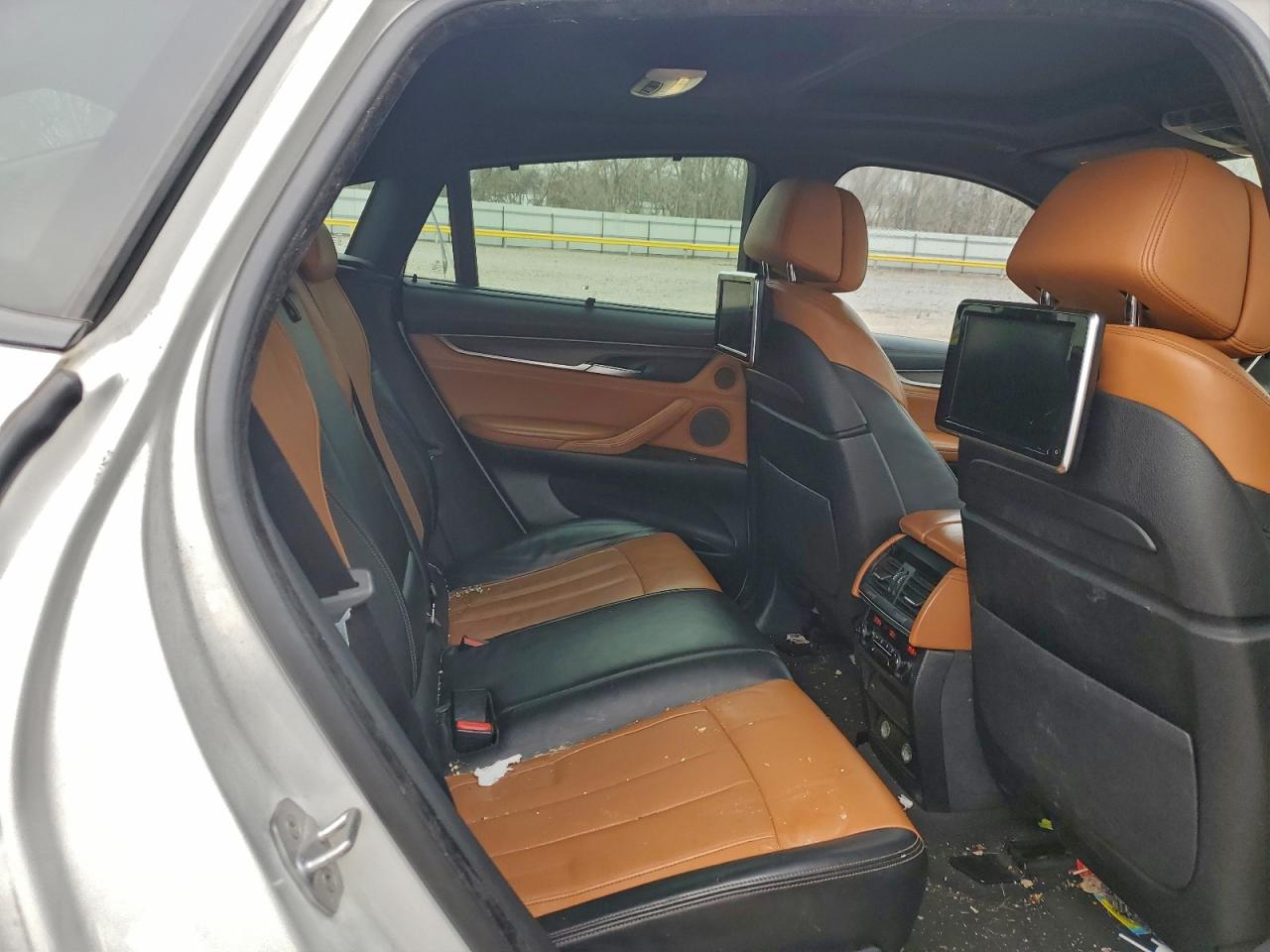 2016 BMW X6 XDRIVE50I photo 11