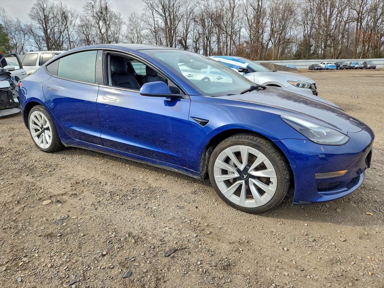 2022 TESLA MODEL 3 photo 4