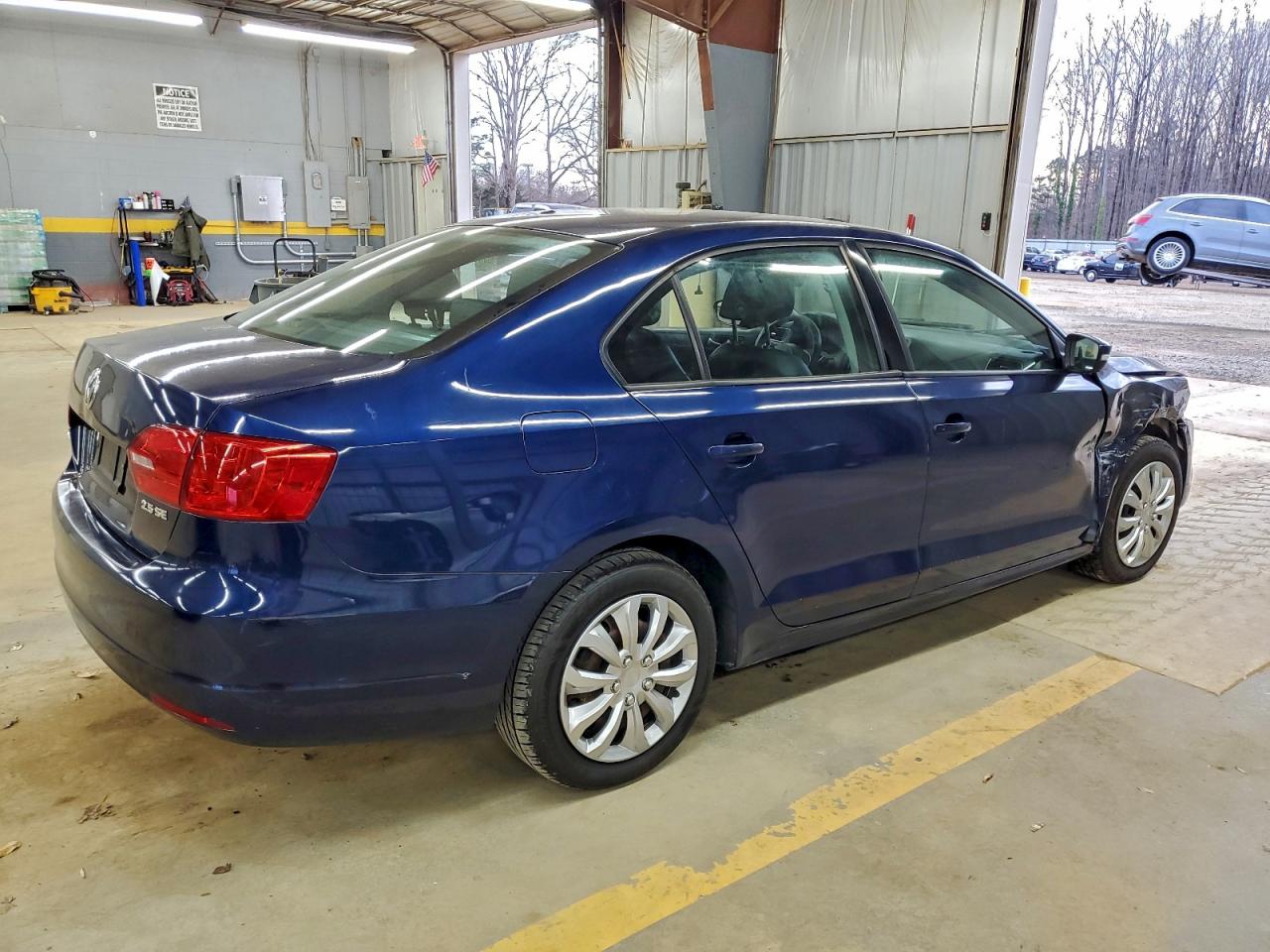 2011 VOLKSWAGEN JETTA SE photo 5