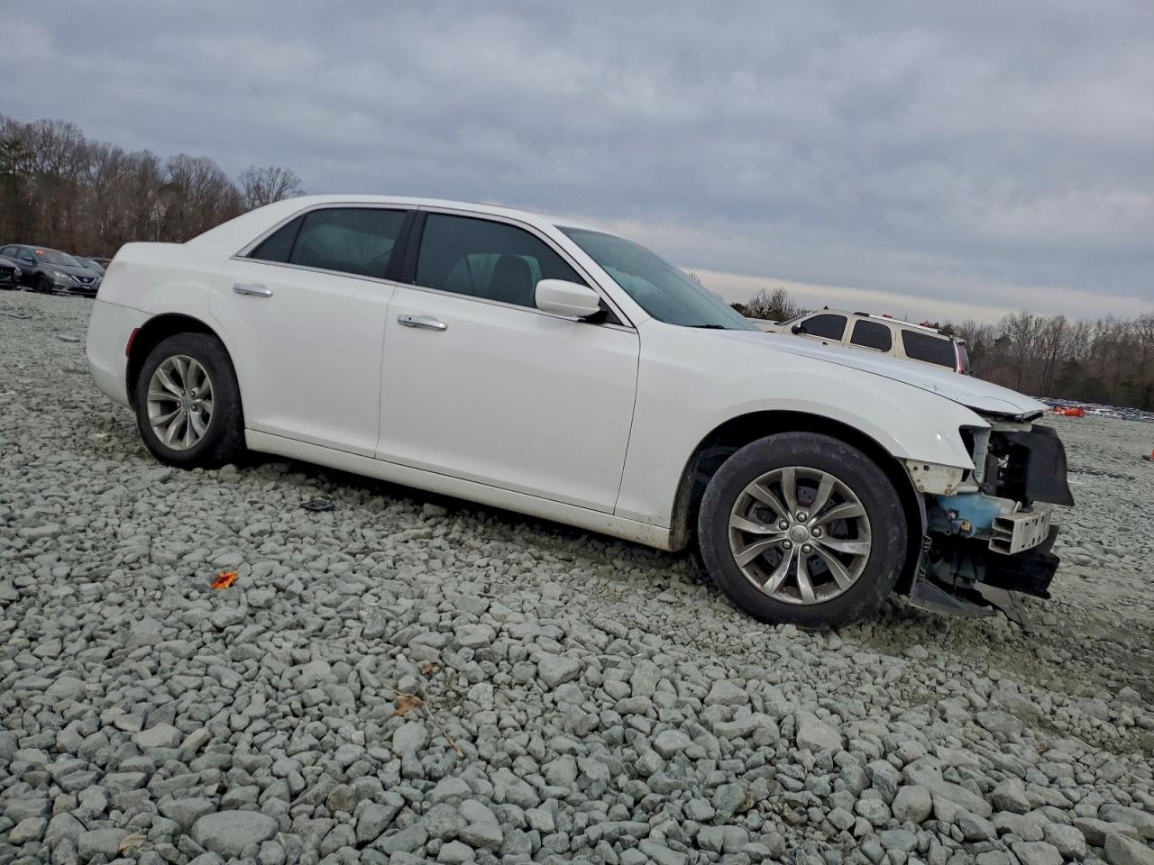 2015 CHRYSLER 300 LIMITED photo 10