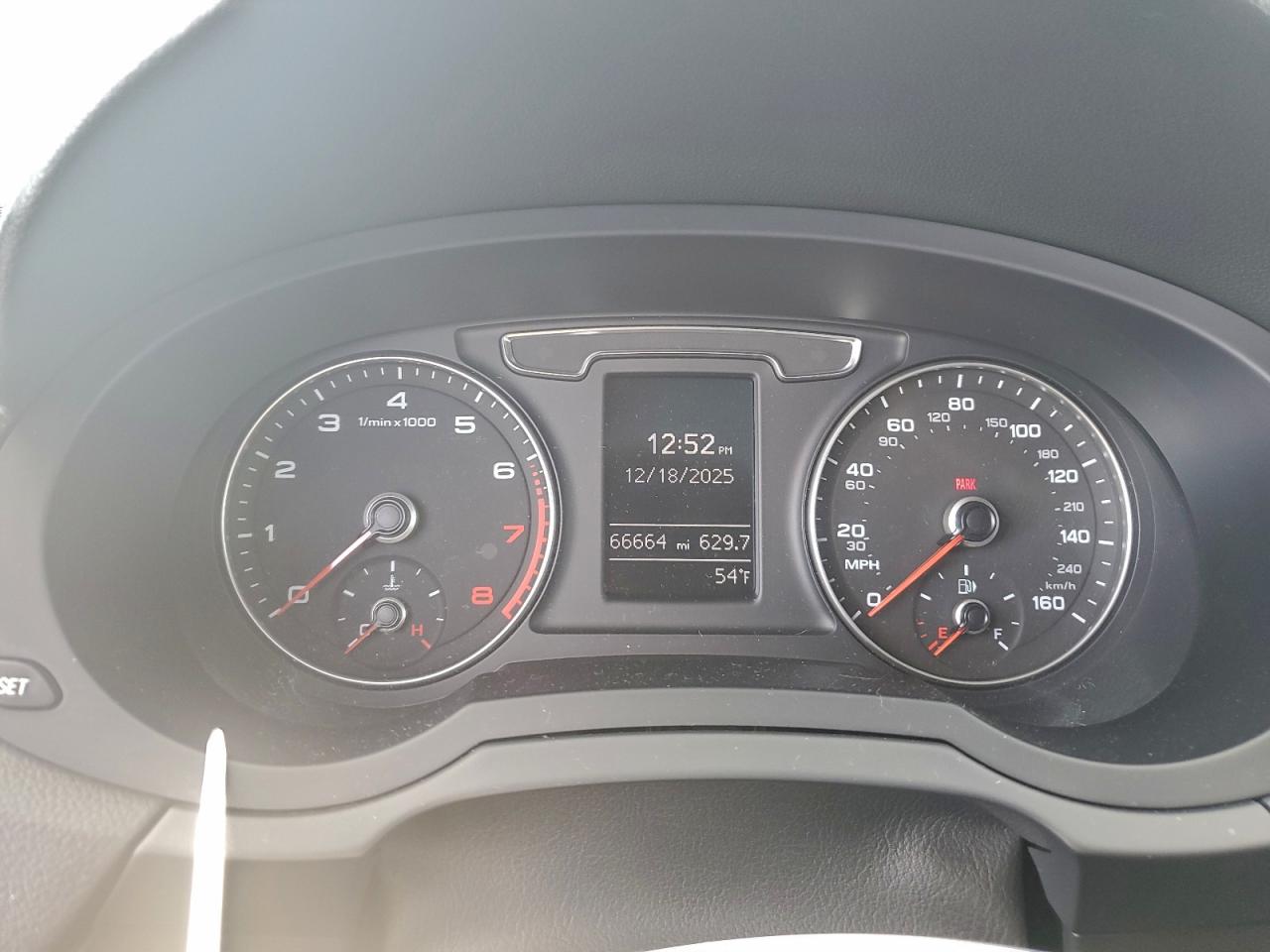 2018 AUDI Q3 PREMIUM photo 17
