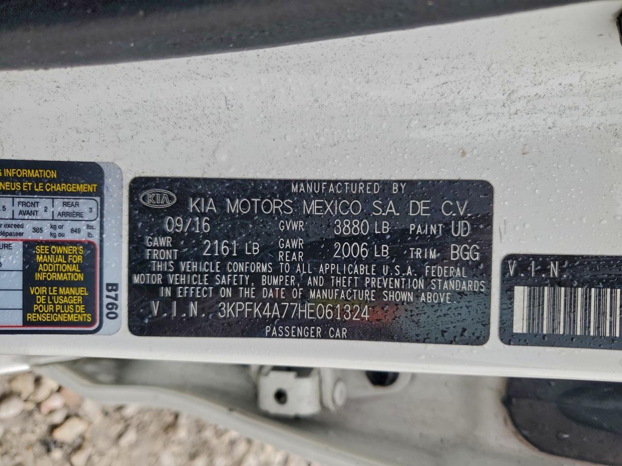 2017 KIA FORTE LX photo 12