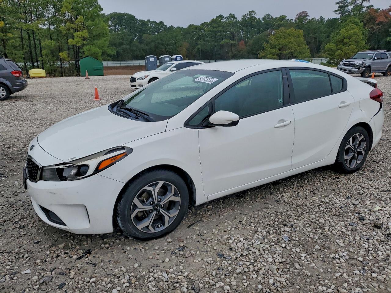 2017 KIA FORTE