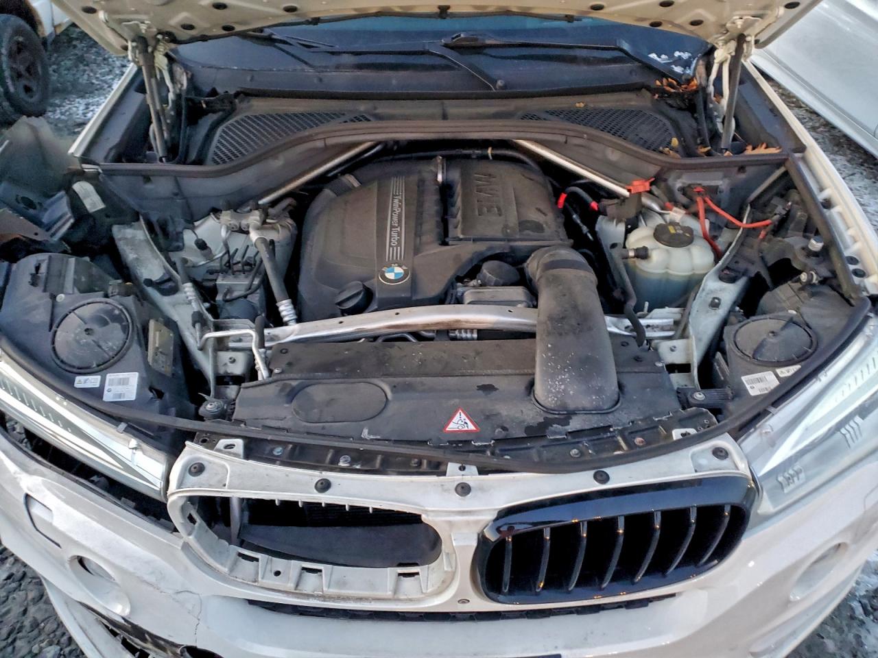 2016 BMW X5 XDRIVE35I photo 12