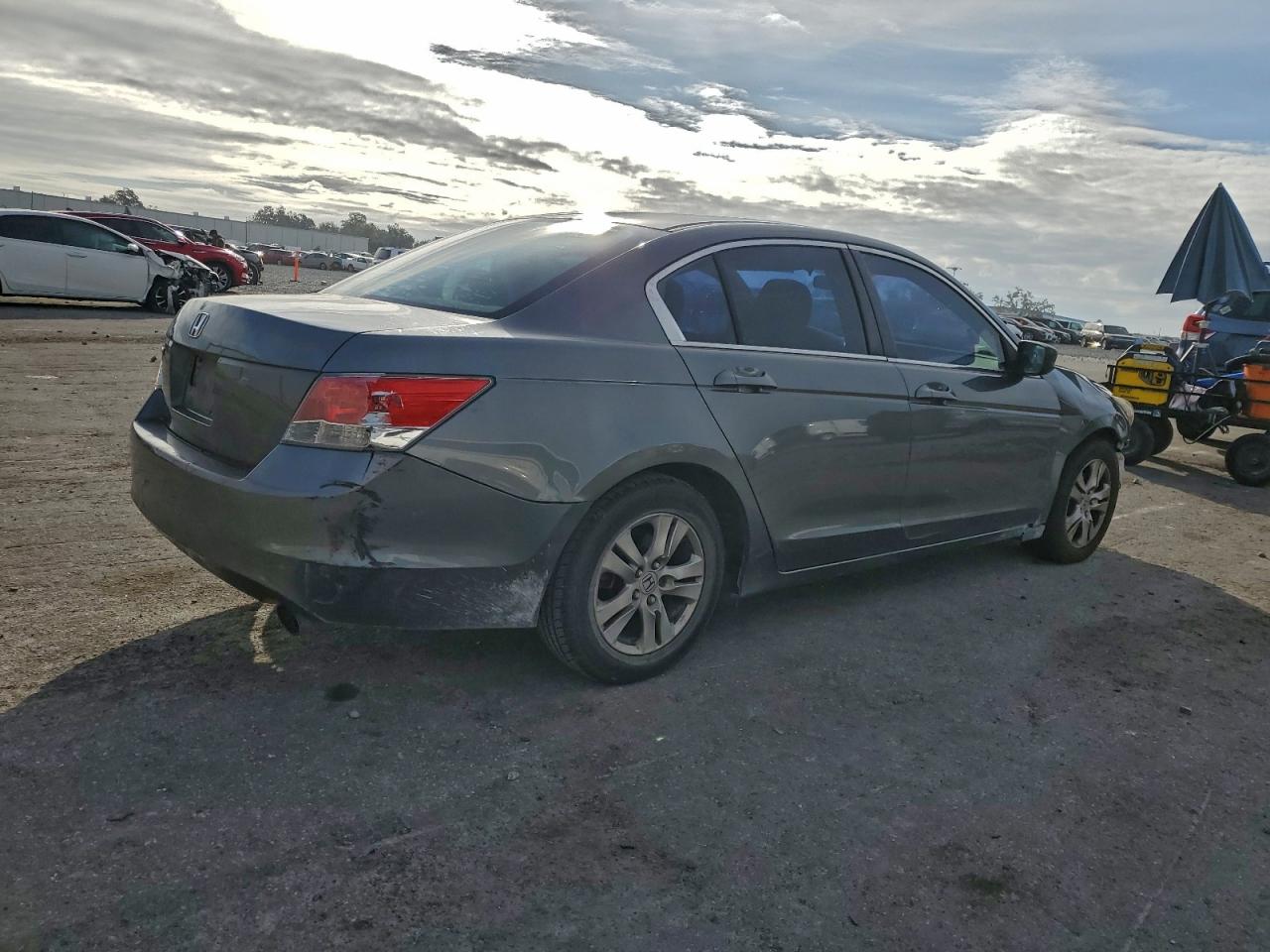 2010 HONDA ACCORD LXP photo 3