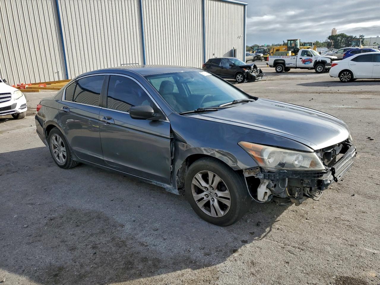 2010 HONDA ACCORD LXP photo 4