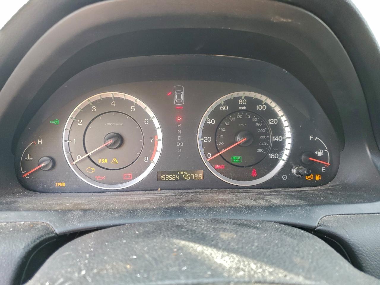 2010 HONDA ACCORD LXP photo 9