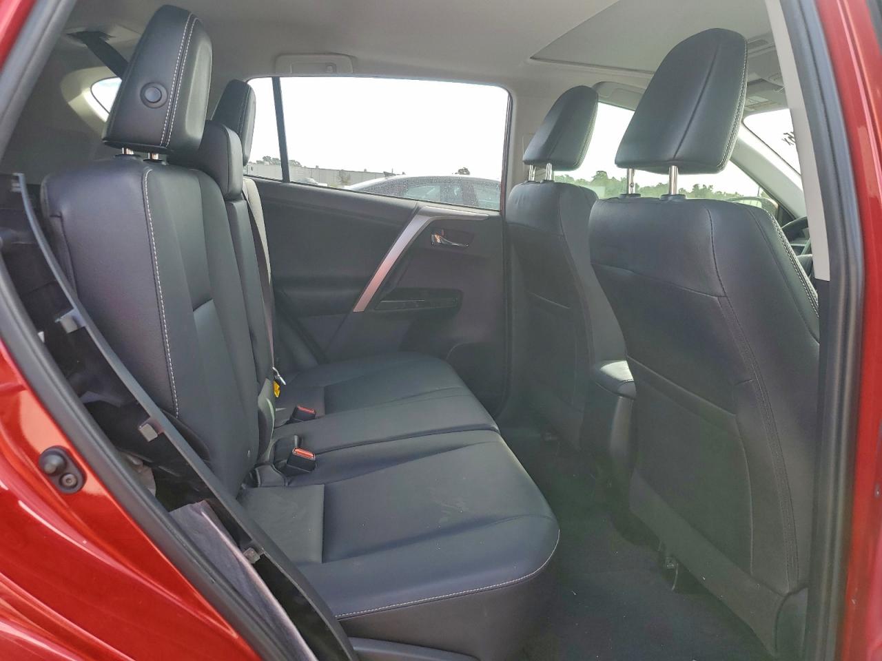 2017 TOYOTA RAV4 LIMITED photo 11