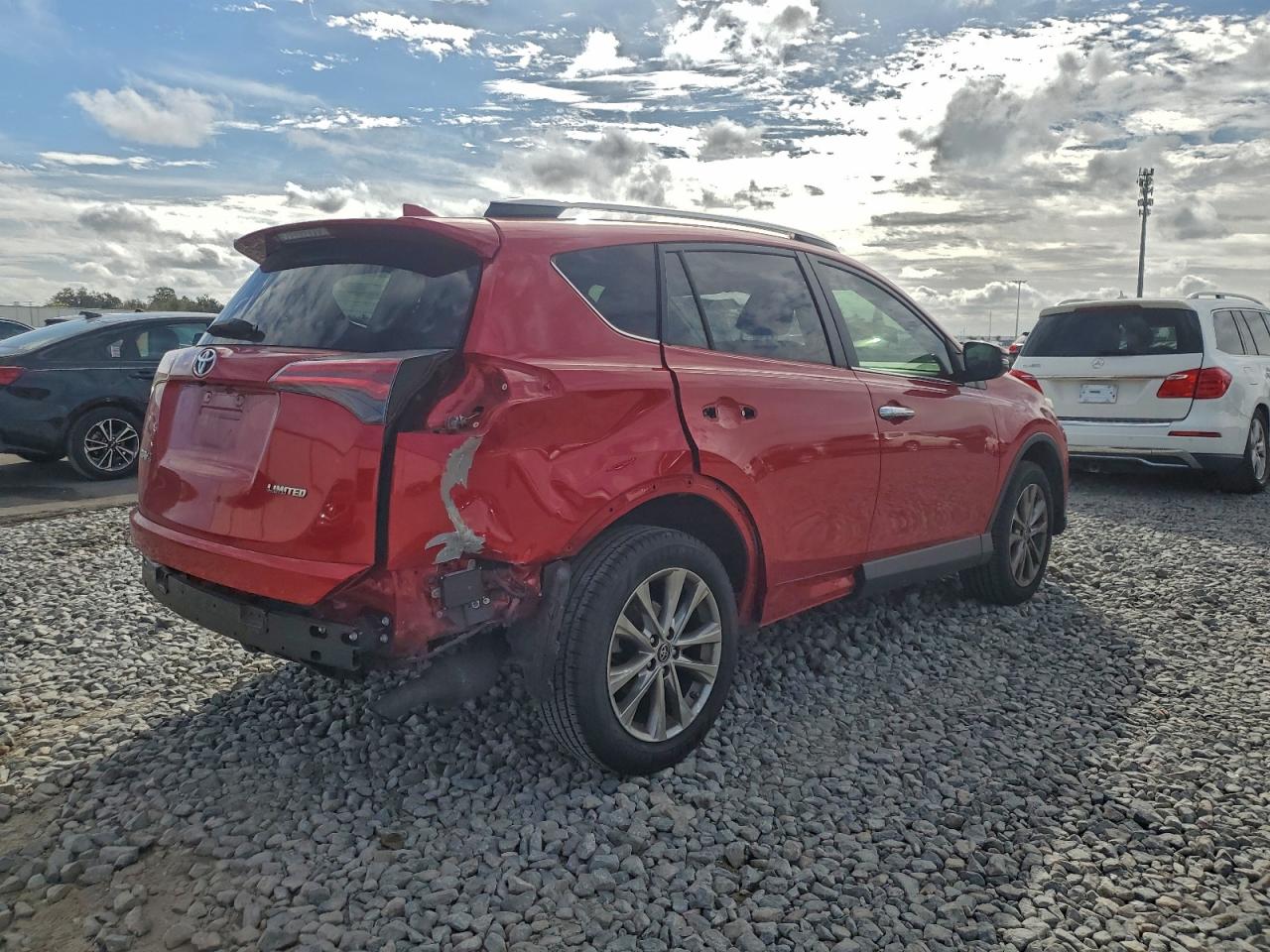 2017 TOYOTA RAV4 LIMITED photo 3