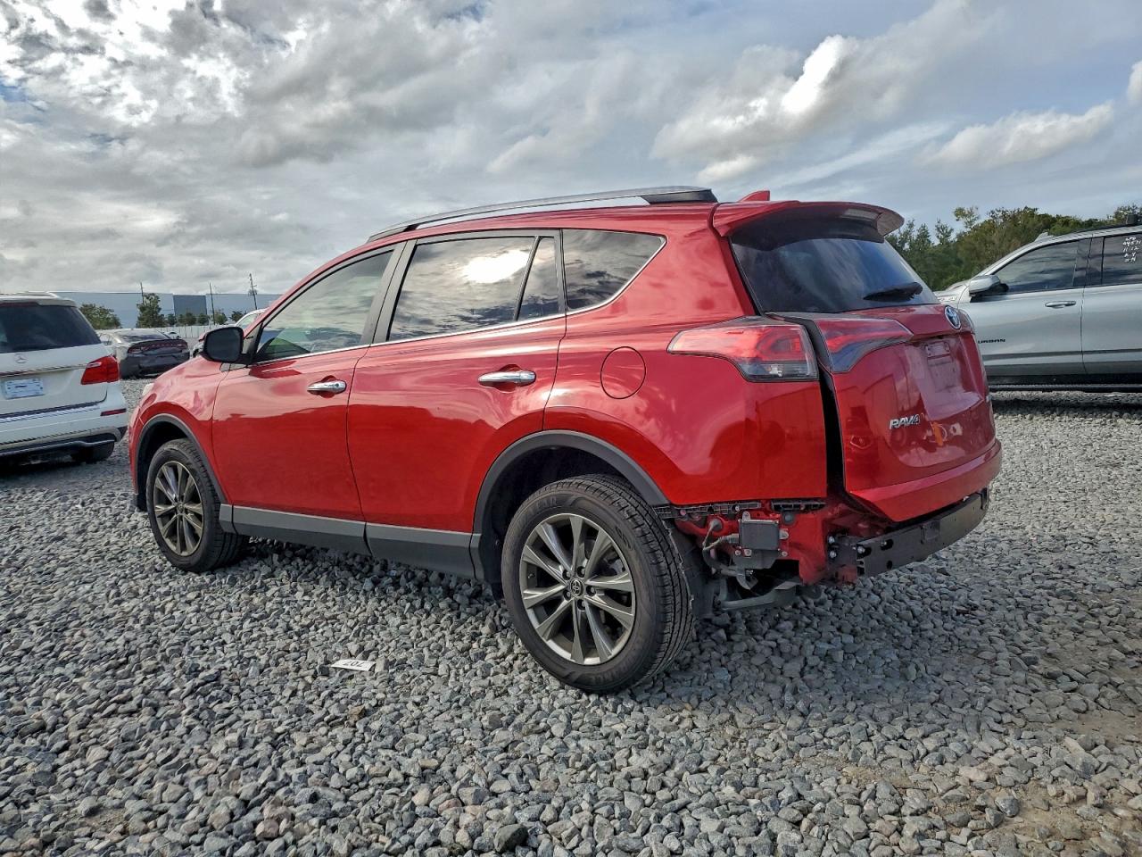 2017 TOYOTA RAV4 LIMITED photo 2