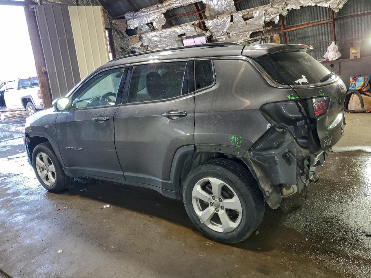2019 JEEP COMPASS LATITUDE photo 2