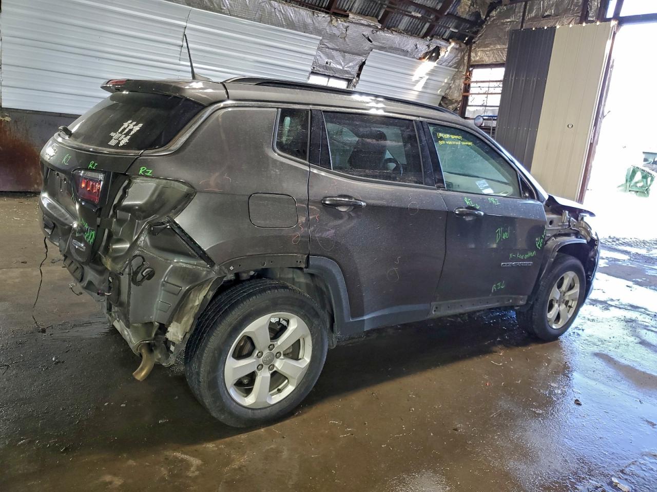 2019 JEEP COMPASS LATITUDE photo 3