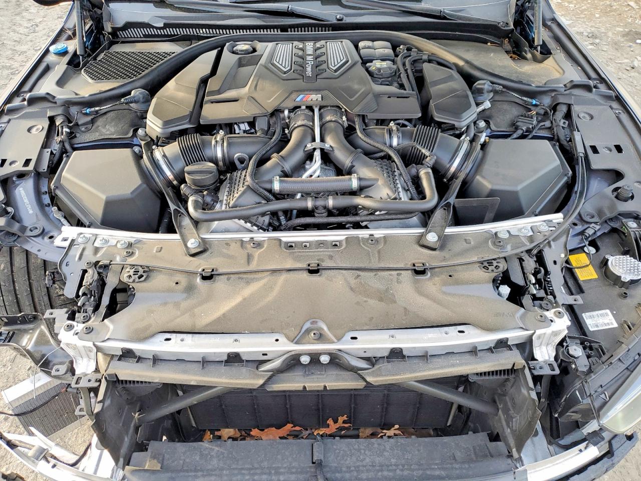 2023 BMW M8 photo 11
