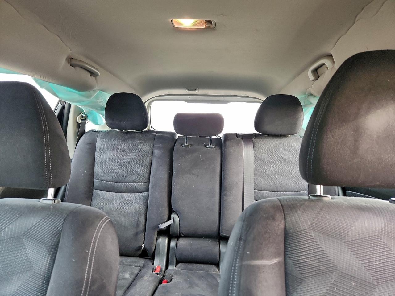 2016 NISSAN ROGUE S photo 10
