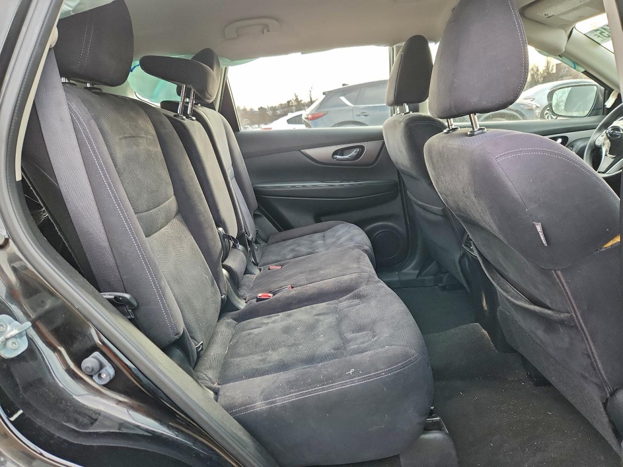 2016 NISSAN ROGUE S photo 11