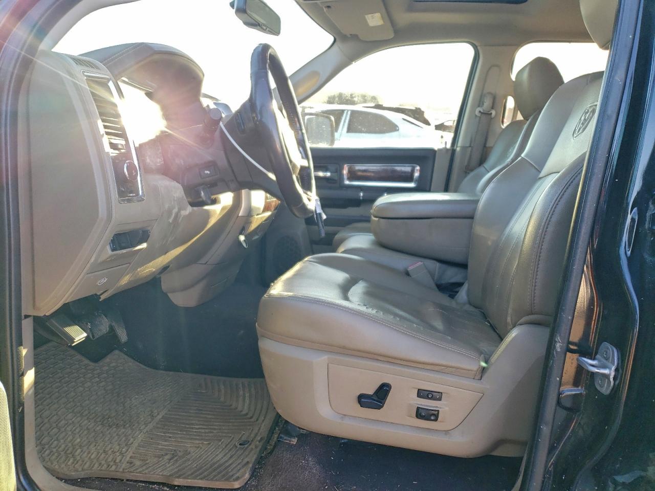 2011 DODGE RAM 1500 photo 7