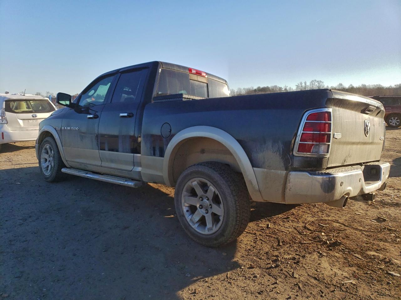 2011 DODGE RAM 1500 photo 2