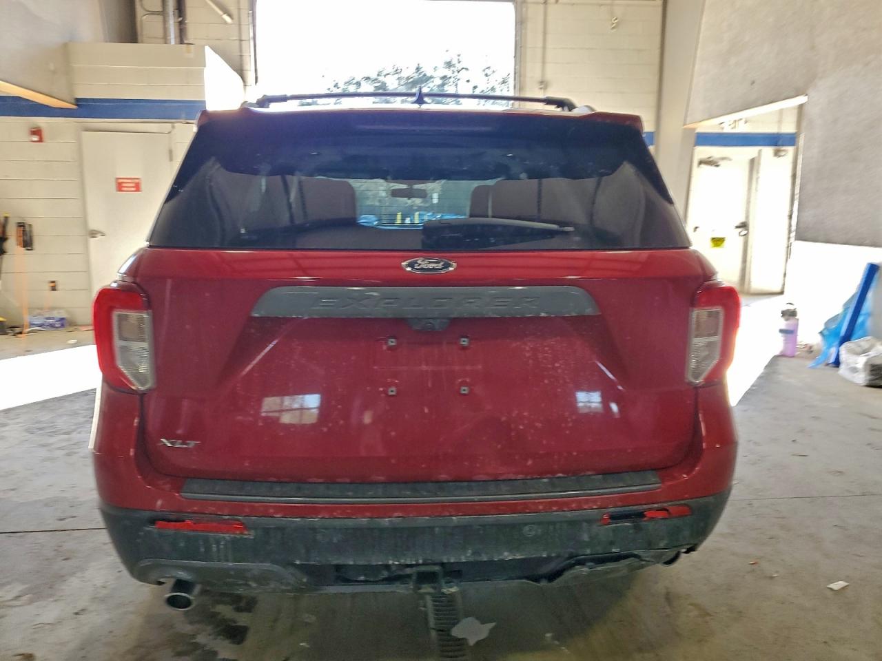 2021 FORD EXPLORER XLT photo 6