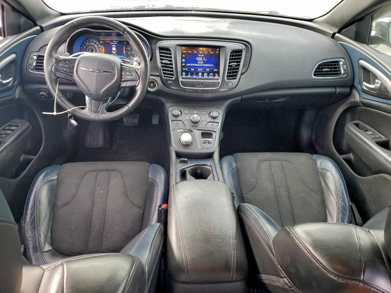 2016 CHRYSLER 200 S photo 15