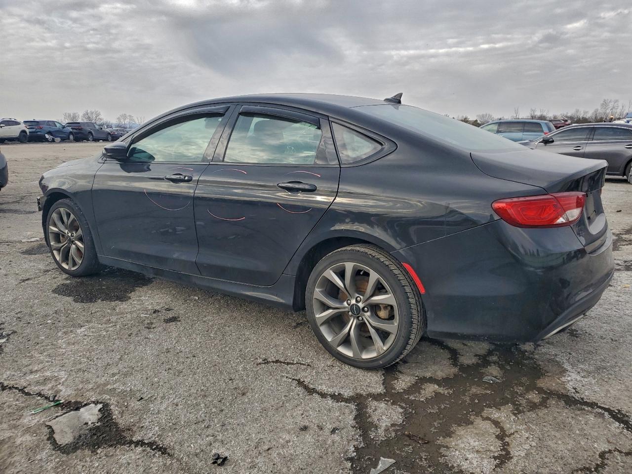 2016 CHRYSLER 200 S photo 3