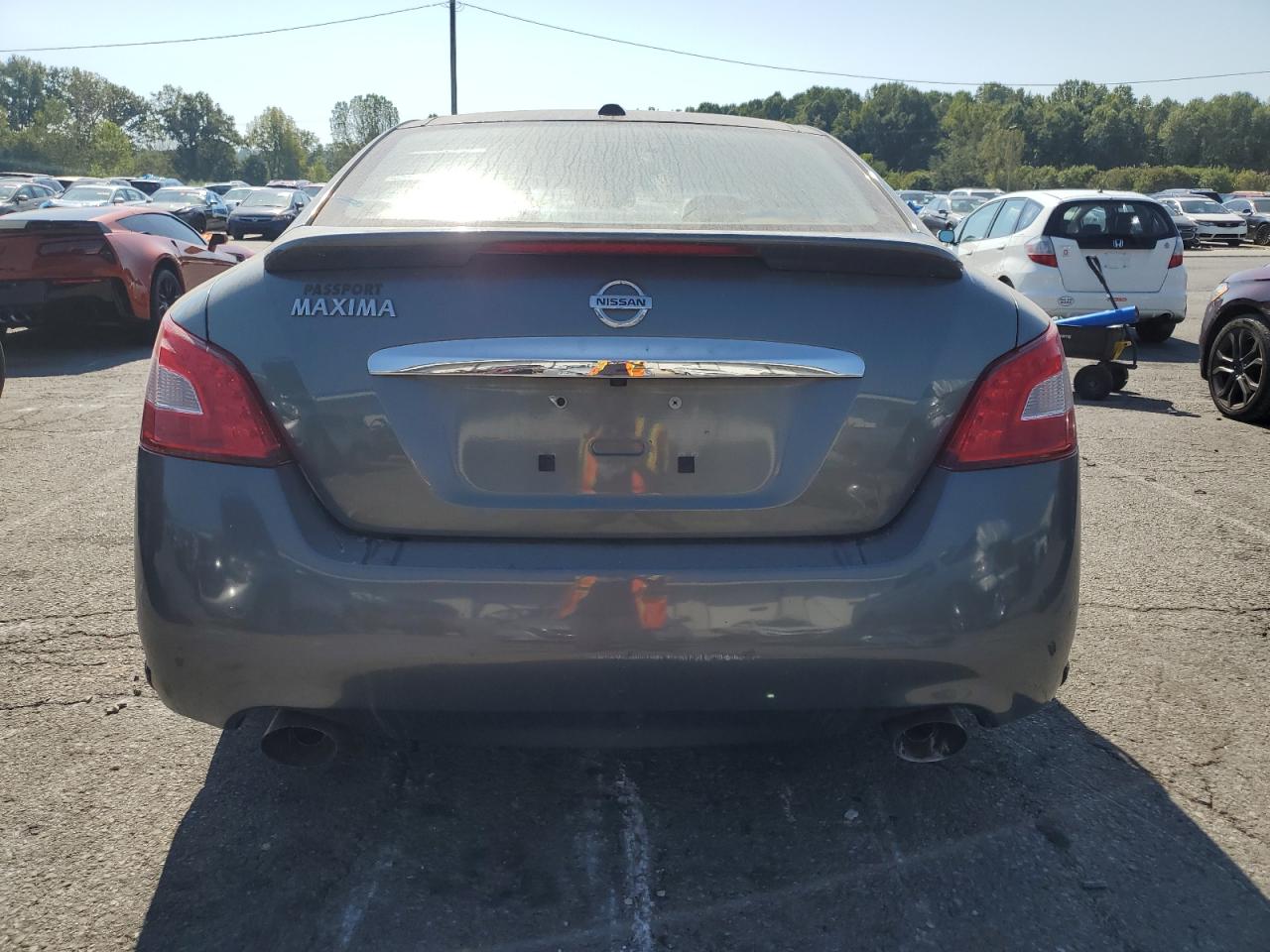 2010 NISSAN MAXIMA S photo 16