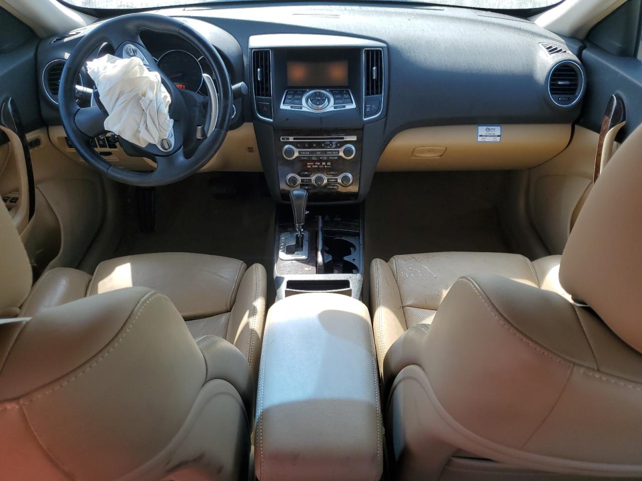 2010 NISSAN MAXIMA S photo 22