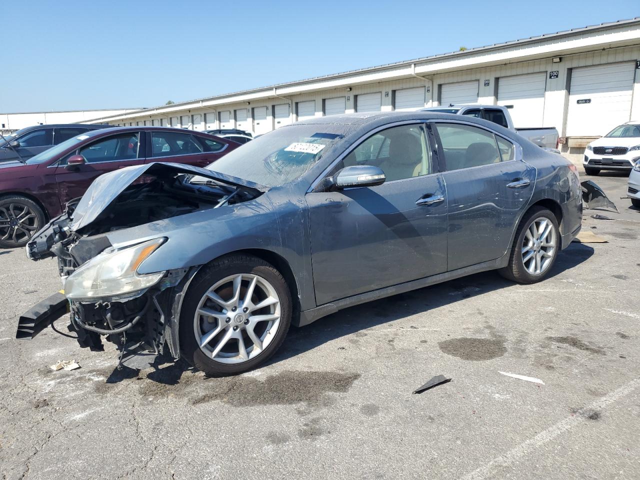 2010 NISSAN MAXIMA