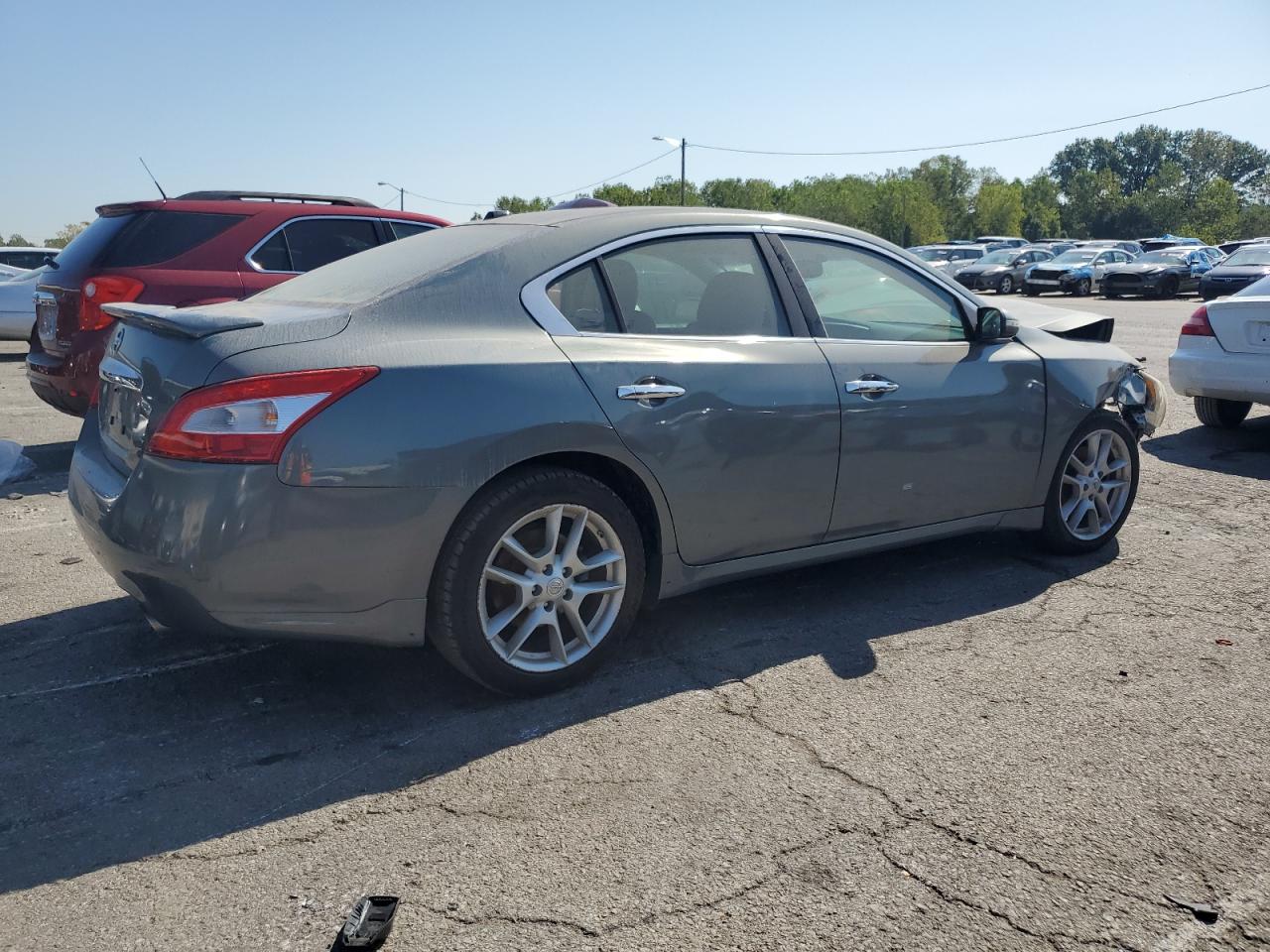 2010 NISSAN MAXIMA S photo 7