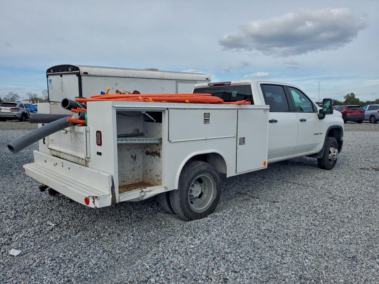 2024 CHEVROLET SILVERADO HD UTILITY / SERVICE TRUCK photo 5