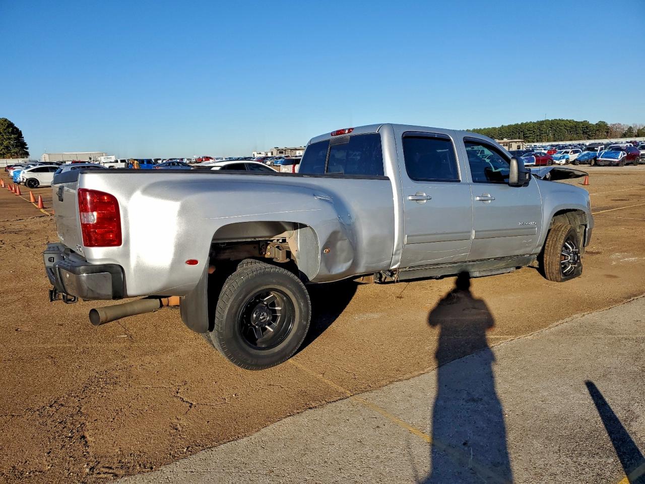 2012 GMC SIERRA K3500 SLT photo 3