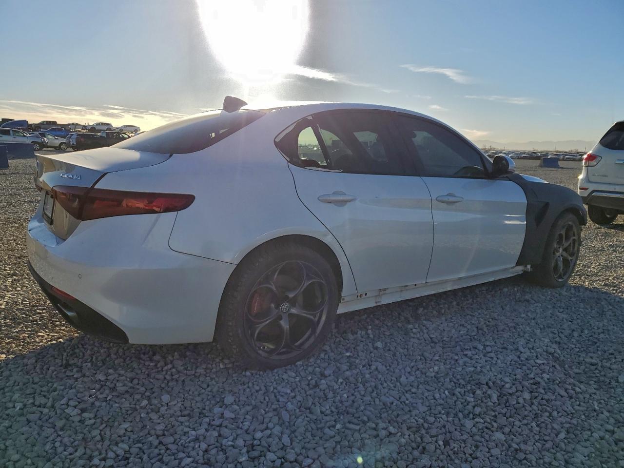 2017 ALFA ROMEO GIULIA TI Q4 photo 3