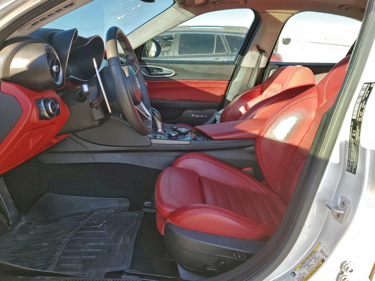 2017 ALFA ROMEO GIULIA TI Q4 photo 7