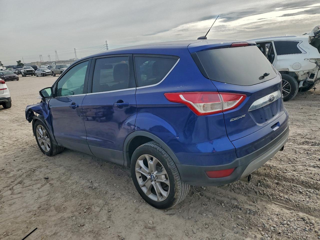 2013 FORD ESCAPE SEL photo 2