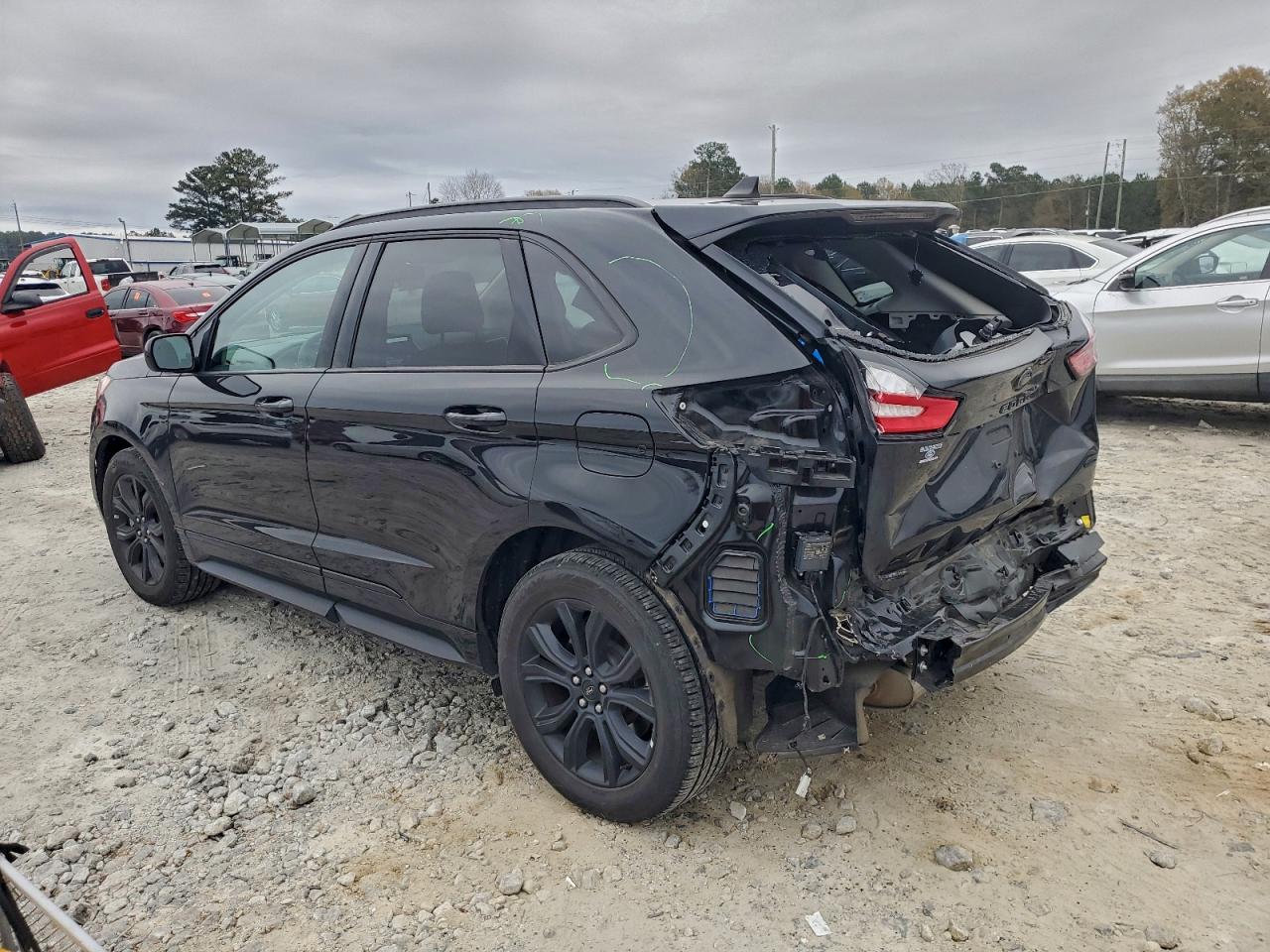 2024 FORD EDGE SE photo 2