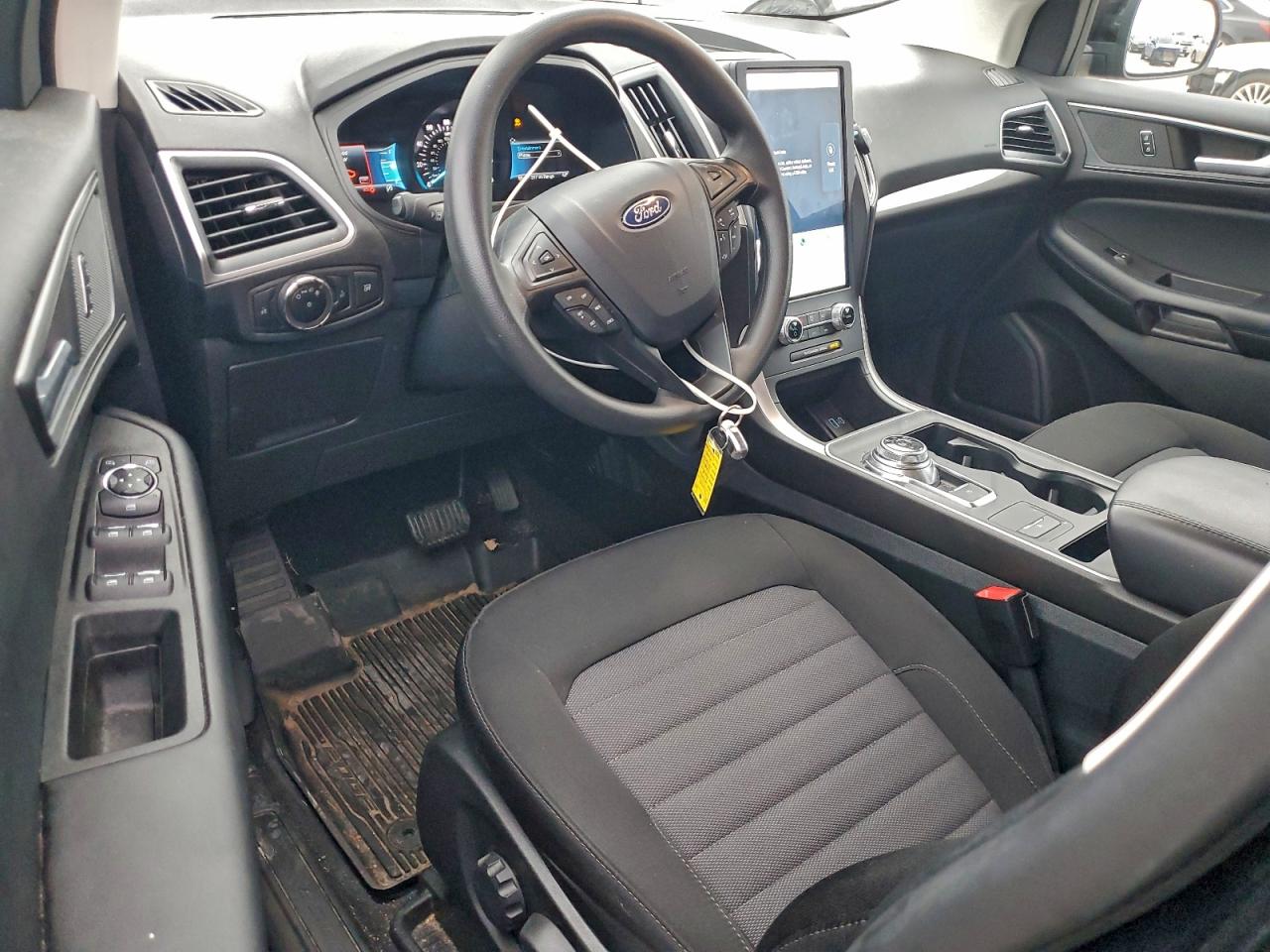 2024 FORD EDGE SE photo 8