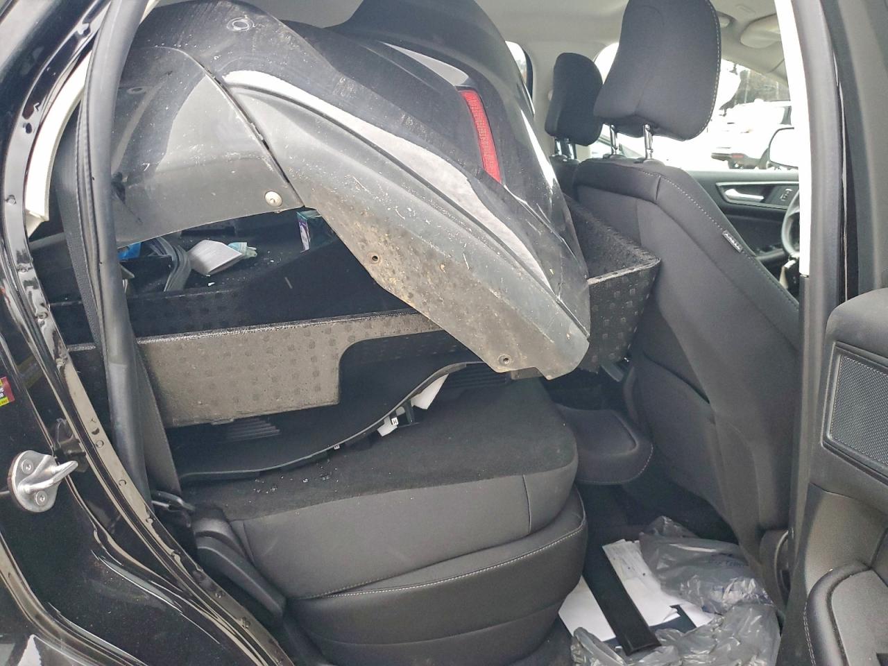 2024 FORD EDGE SE photo 11