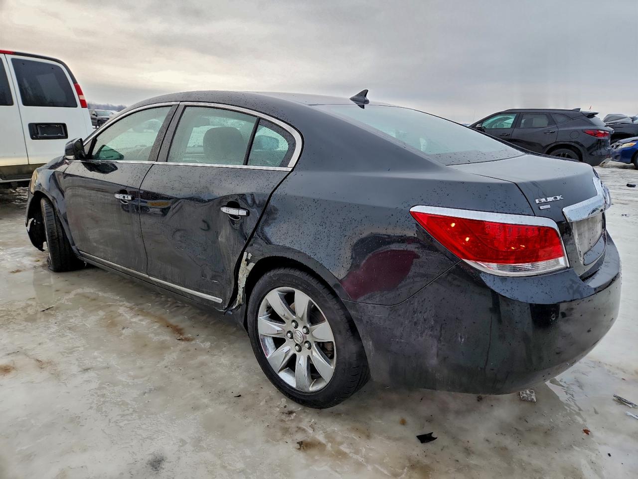 2011 BUICK LACROSSE CXL photo 2